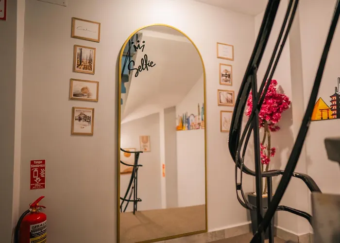 Taksim Santa Lucia Hotel *