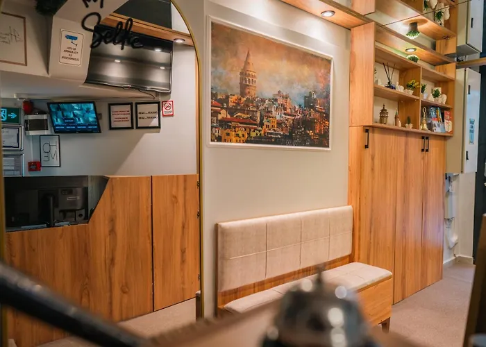 Taksim Santa Lucia Hotel *