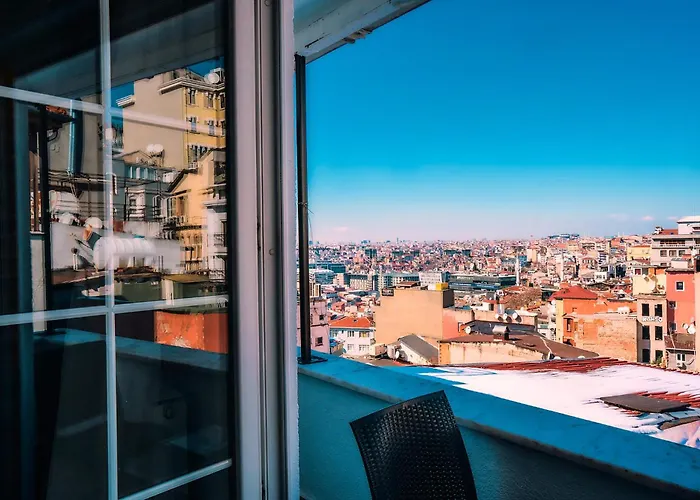 Hotel Taksim Santa Lucia